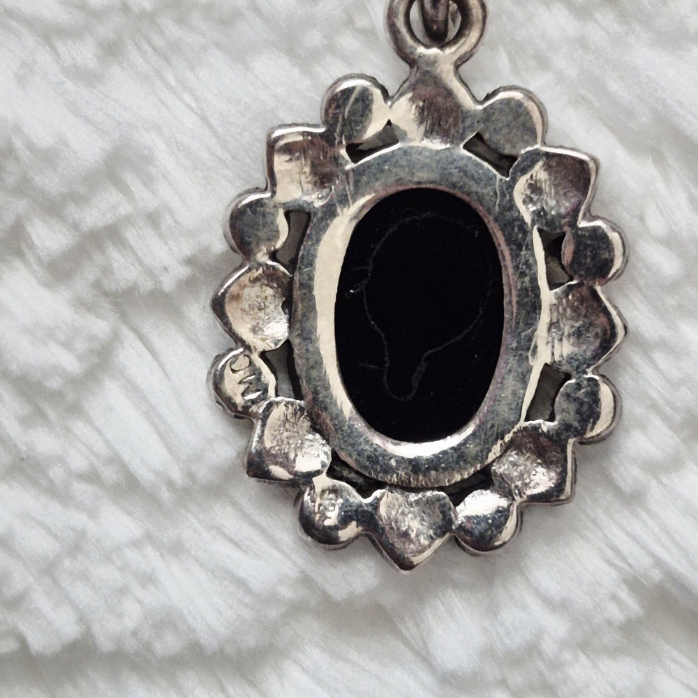Sterling Silver Marcasite Cameo Pendant - Picture 6 of 6